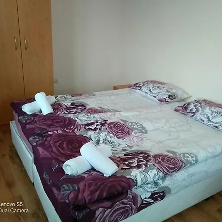 Apartament Eli With Mountain View